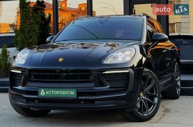 Porsche Macan  2022