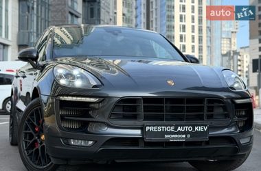 Porsche Macan  2016