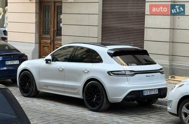 Porsche Macan  2016