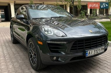 Porsche Macan  2016