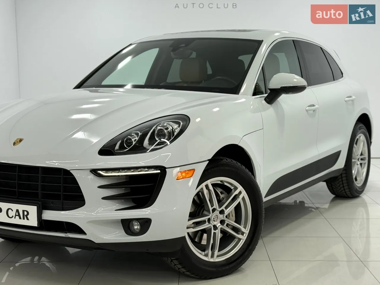 2017 Porsche Macan - мініатюра 2