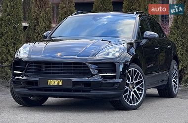 Porsche Macan  2020