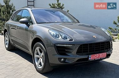 Porsche Macan  2018