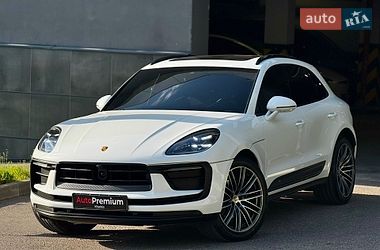 Porsche Macan  2022