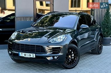 Porsche Macan  2018
