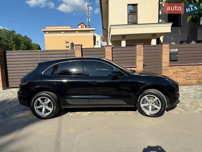 Внедорожник / Кроссовер Porsche Macan 2020 в Ужгороде