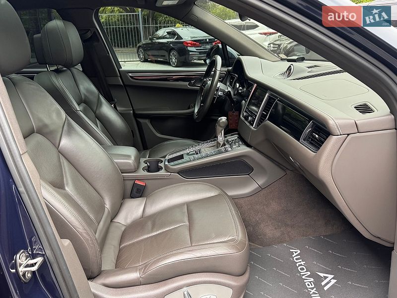 Внедорожник / Кроссовер Porsche Macan 2014 в Одессе