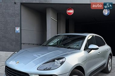Porsche Macan  2019