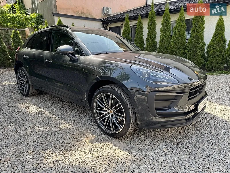Porsche Macan