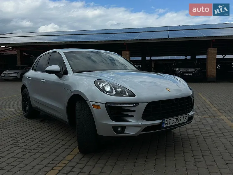 Porsche Macan
