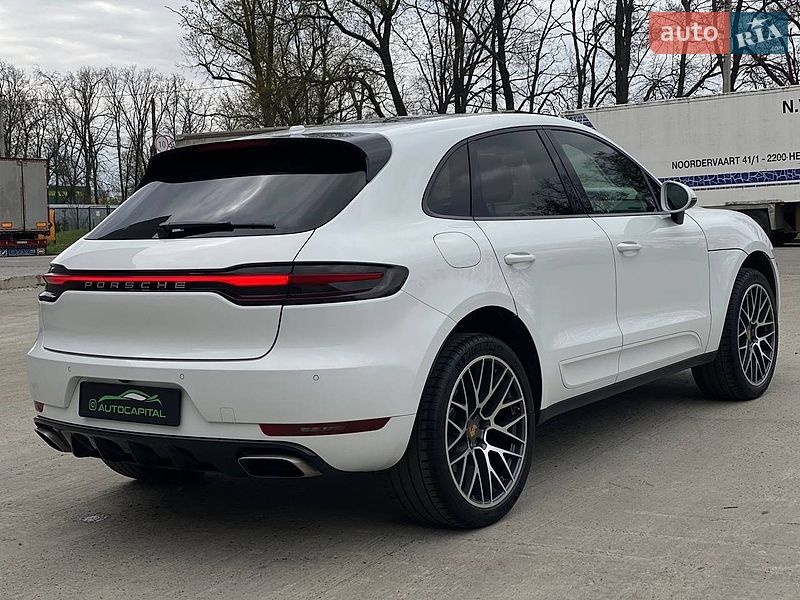 Внедорожник / Кроссовер Porsche Macan 2018 в Киеве