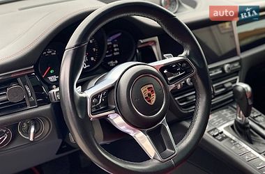 Внедорожник / Кроссовер Porsche Macan 2018 в Киеве
