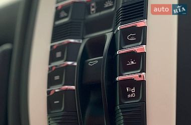 Внедорожник / Кроссовер Porsche Macan 2018 в Киеве