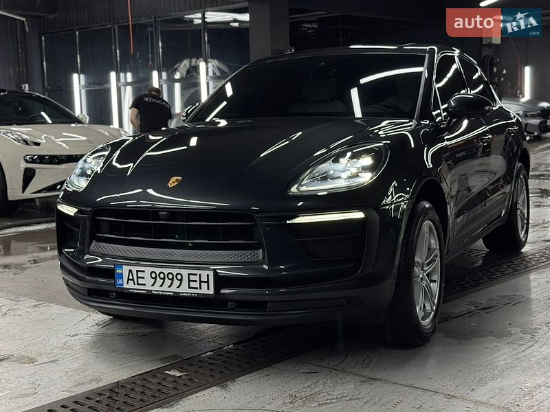 Внедорожник / Кроссовер Porsche Macan 2024 в Днепре