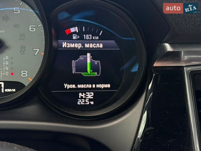 Внедорожник / Кроссовер Porsche Macan 2014 в Киеве