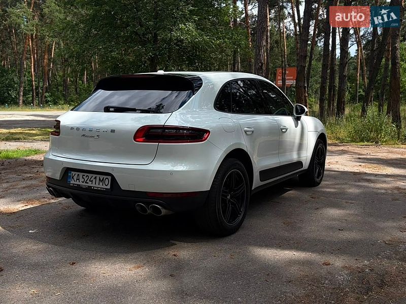 Внедорожник / Кроссовер Porsche Macan 2014 в Киеве