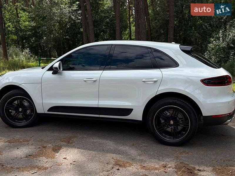 Внедорожник / Кроссовер Porsche Macan 2014 в Киеве