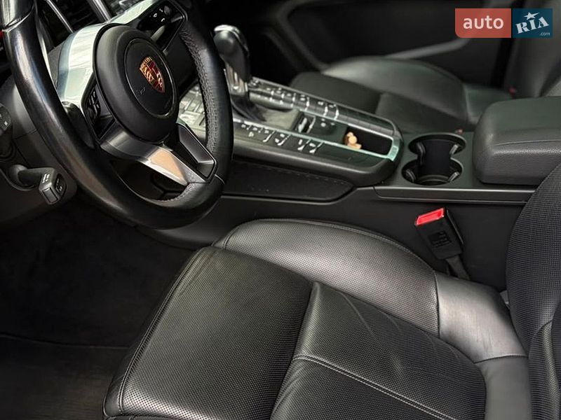 Внедорожник / Кроссовер Porsche Macan 2014 в Киеве