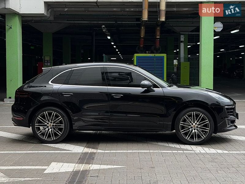 Внедорожник / Кроссовер Porsche Macan 2016 в Киеве фото 4 Внедорожник / Кроссовер Porsche Macan 2016 в Киеве