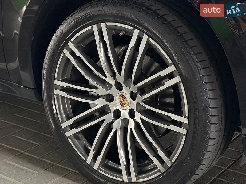 Внедорожник / Кроссовер Porsche Macan 2016 в Киеве фото 27 Внедорожник / Кроссовер Porsche Macan 2016 в Киеве