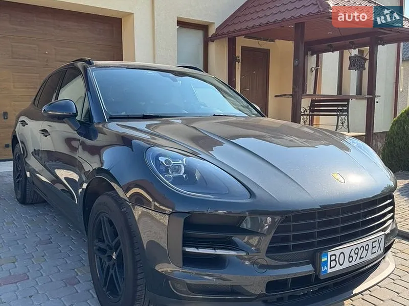 Porsche Macan