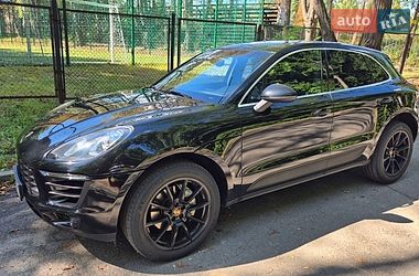 Porsche Macan  2014