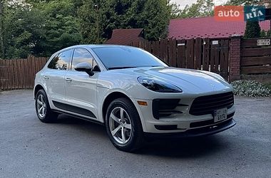 Porsche Macan  2020