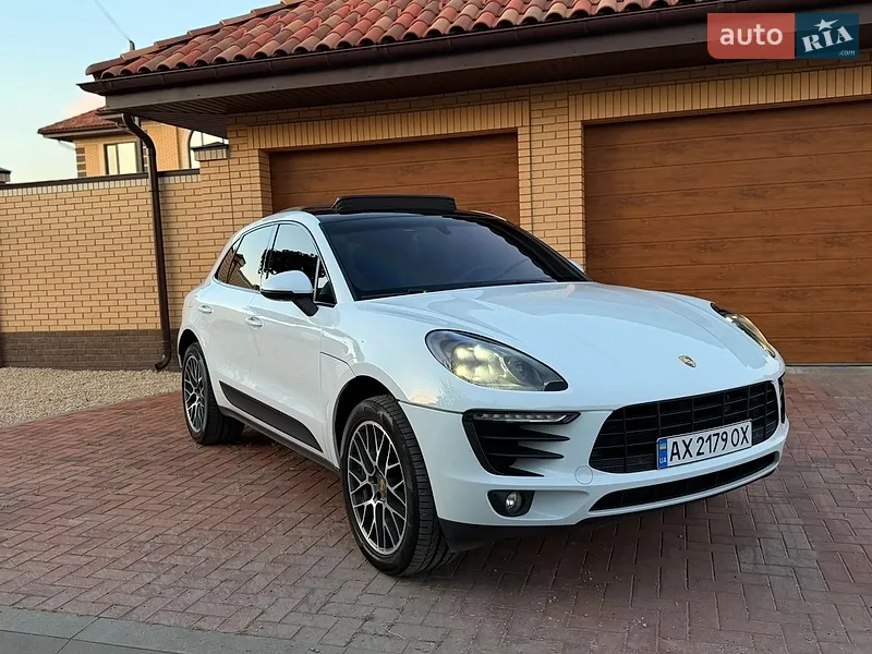 Porsche Macan 2015