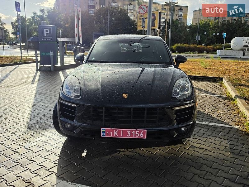 Позашляховик / Кросовер Porsche Macan 2016 в Києві