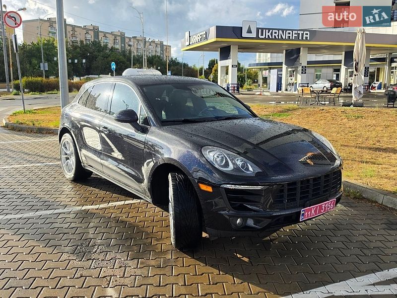 Позашляховик / Кросовер Porsche Macan 2016 в Києві