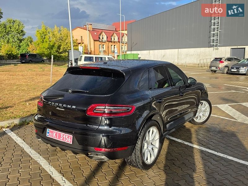 Позашляховик / Кросовер Porsche Macan 2016 в Києві