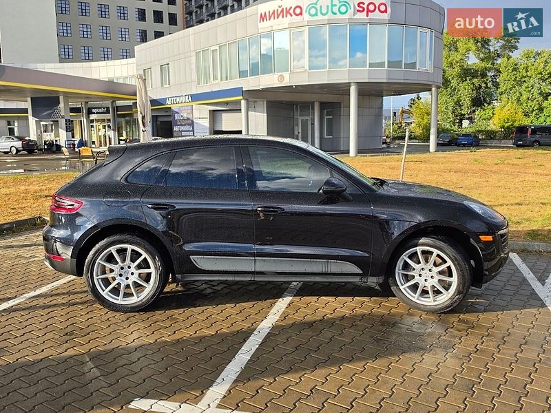 Позашляховик / Кросовер Porsche Macan 2016 в Києві