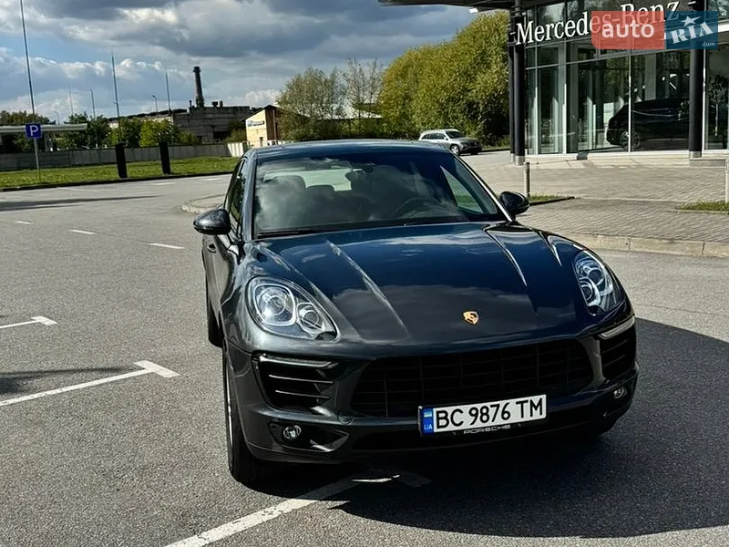 Porsche Macan