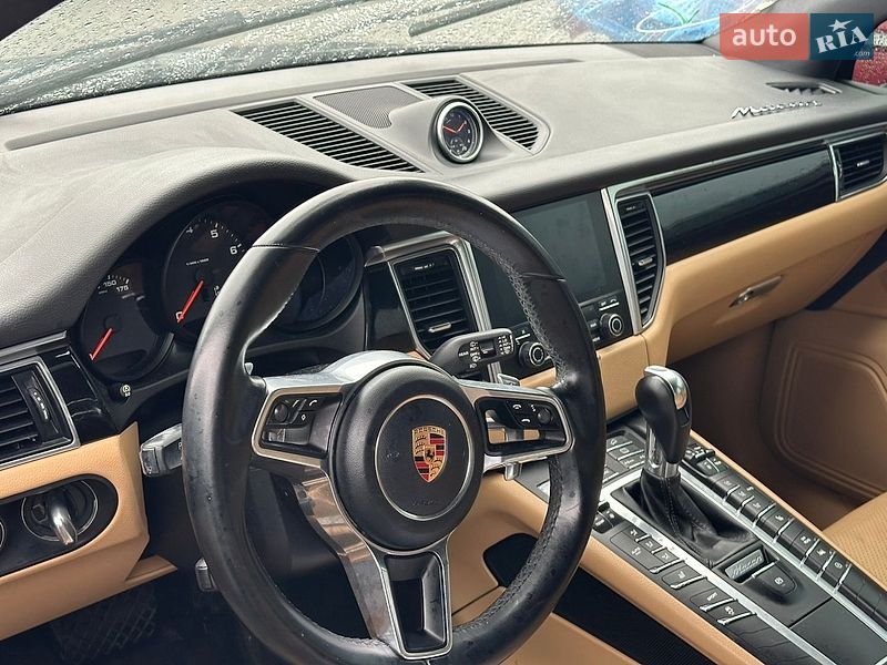 Внедорожник / Кроссовер Porsche Macan 2016 в Львове