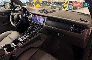 Внедорожник / Кроссовер Porsche Macan 2025 в Киеве