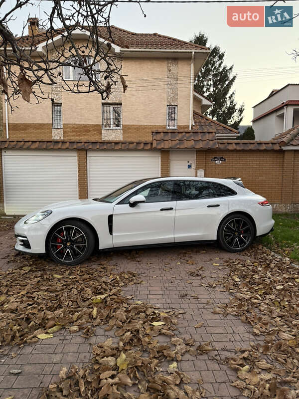 Porsche Panamera Sport Turismo