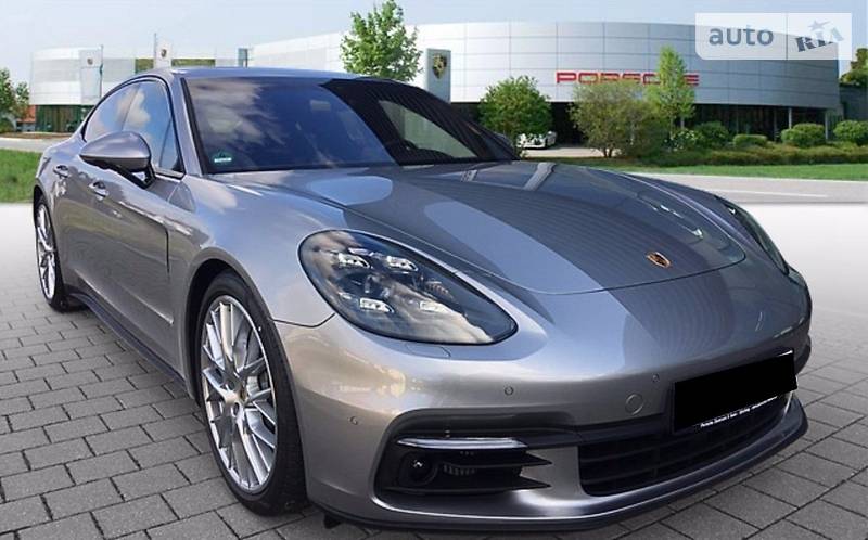 Porsche Panamera 2016 года