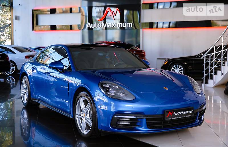 Porsche Panamera 2017 года