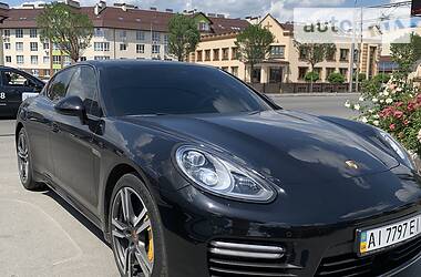 Porsche Panamera 4.8 TURBO 2014