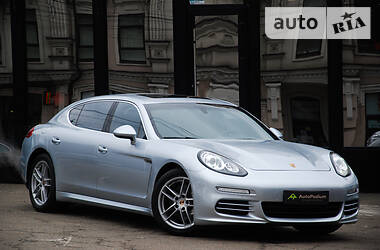 Porsche Panamera 4S Long EXECUTIVE 2013