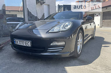 Porsche Panamera  2012