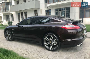 Porsche Panamera  2010