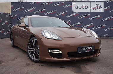 Porsche Panamera TURBO 2010