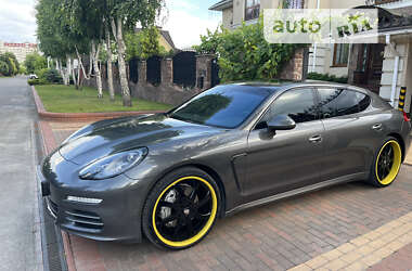 Porsche Panamera 4S executive 2014