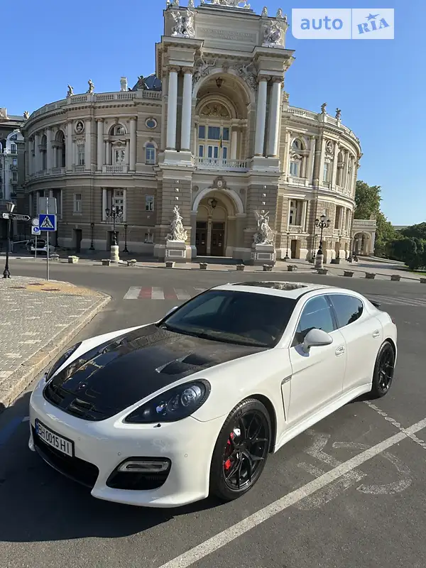 Porsche Panamera 2011