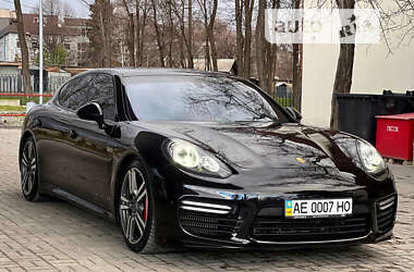 Porsche Panamera  2013