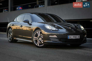 Porsche Panamera  2010