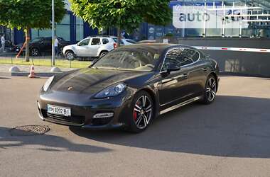 Porsche Panamera  2010