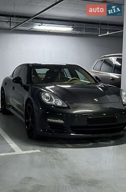 Porsche Panamera 4s 2009