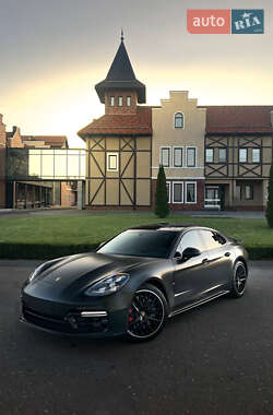 Porsche Panamera 2017